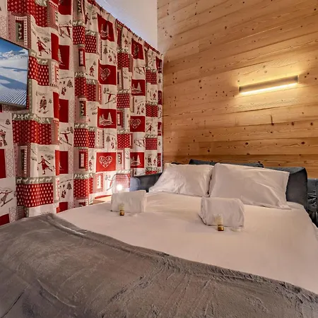 Ski-in And Out With Panoramic Views Appartement